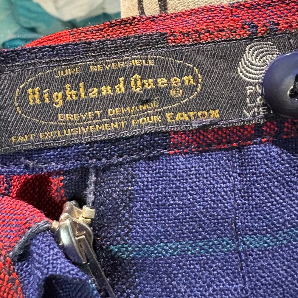 Vintage Highland Queen Red & Navy Plaid Tartan Wool Skirt - Picture 10 of 10